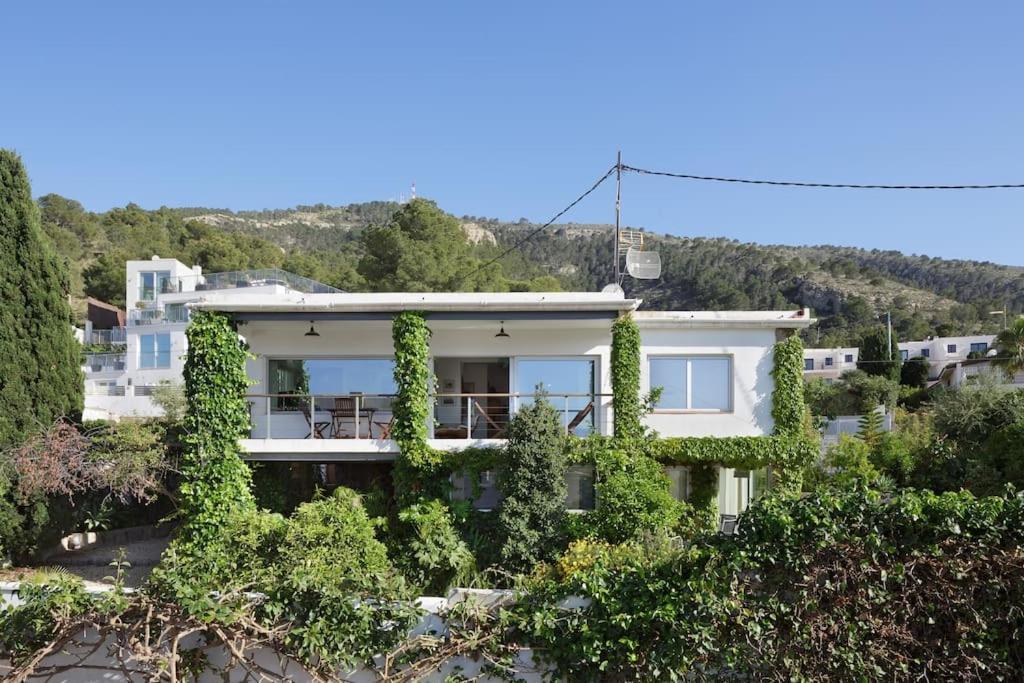 In Albir Villa L'Alfas del Pi